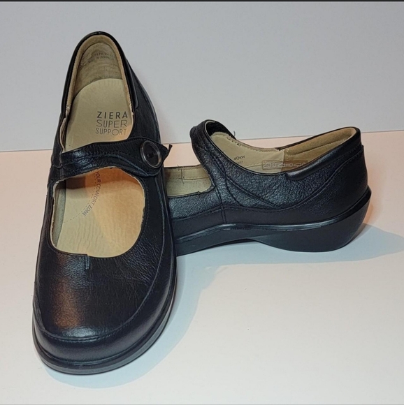 Zeira Super Support. Designed for comfort on the go, the GLORIA Mary Jane - Picture 7 of 8